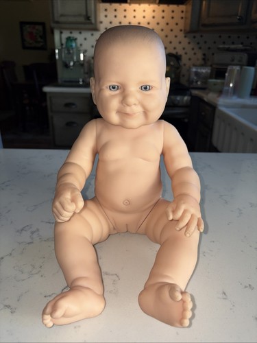 Realistic berenguer newborn - realistic,