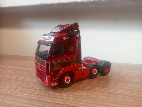 Corgi modern truck heavy - modern,