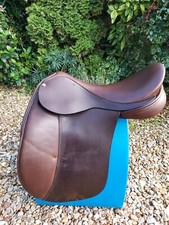 Beautiful Frank Baines Caproile Dressage Saddle 18" MW