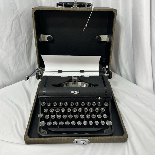 Vintage 1940s royal companion - 1940s,