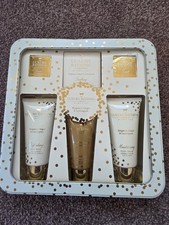 Grace cole luxury - ​grace, bathing