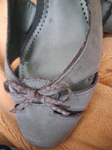 Wide fit pale green - fit, suede