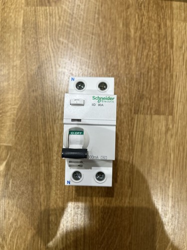 Schneider 80a 300ma time - 300ma,