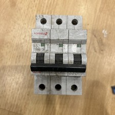 MEM MCB 32 Amp Triple Pole 3