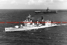 F003462 HMS Blake USS Nimitz