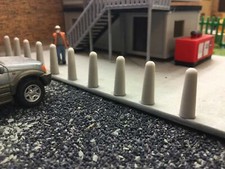 1/76 Scale Concrete Bollards