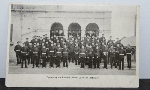 Company parade royal - on,