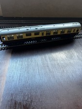 TTR Oo Gauge Chocolate Cream Restaurant Car