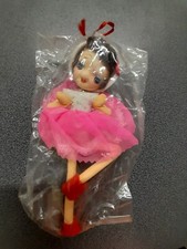 VINTAGE  1960'S  CLOTH DANCING