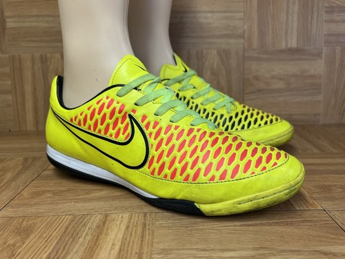 Rare nike - sz,