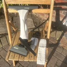 Karcher WV 75 Plus Cordless Rechargeable Window Vac Vacuum Cleaner with Sprayer