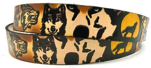 Wolf western animal - wolf, paw