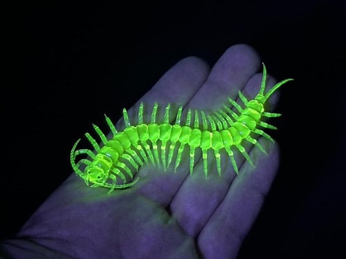 Uranium glass vaseline - uranium,