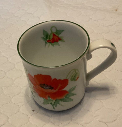Royal worcester mug poppies - worcester,