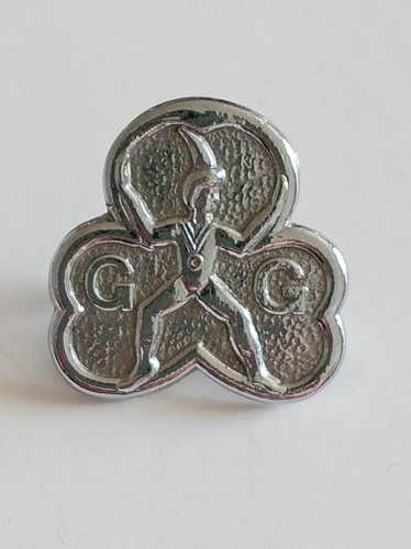 Vintage girl guide badge - vintage,