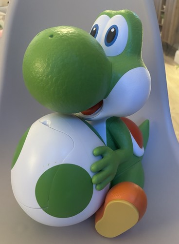 Yoshi popcorn bucket holder - yoshi, bucket/holder