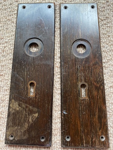 Antique wooden finger plate - finger,