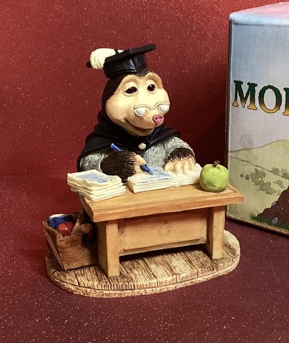 Molenniums school teacher - school,