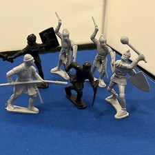 Vintage Toy Plastic Knights in