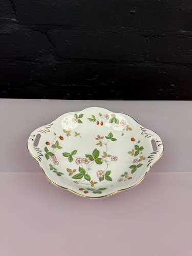 Wedgwood wild strawberry - wedgwood,