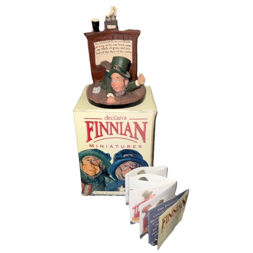 Declan finnians holdin - finnians, on"
