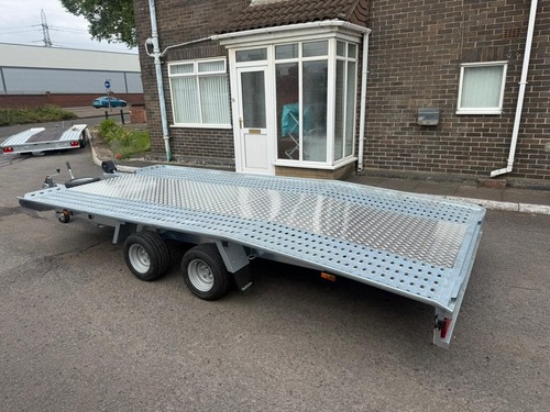 Car trailer transporter - car,