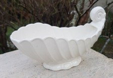 Vintage Shell Shaped Mantle