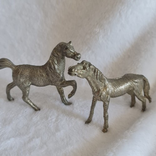 Pair solid cast and - solid,