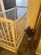 FOR SALE: Baby Cot Bed