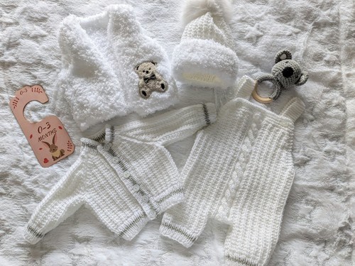 Hand knitted baby 4 - 4, piece