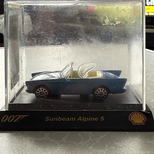James bond 007 collectible car - james,