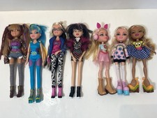 Bratz Doll Bundle Set of 7 Dolls Yasmin Jade Cloe great condition 