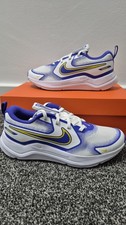 Nike Cosmetic Runner Size 3