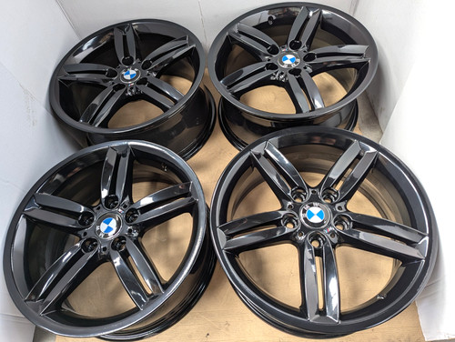 Gloss black genuine - gloss,