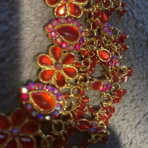 Necklace tika and - ,,