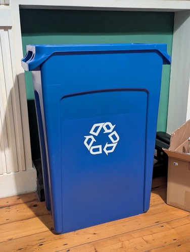 Rubbermaid recycling bin blue - recycling,