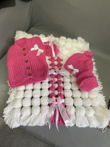 Handmade baby pom blanket - pom,