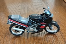 Maisto? 1/18 Kawasaki GPz600R Ninja Motorcycle/ Motorbike. NO BOX. Silver wheels