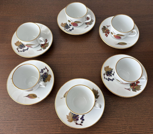 Royal worcester evesham set - worcester,