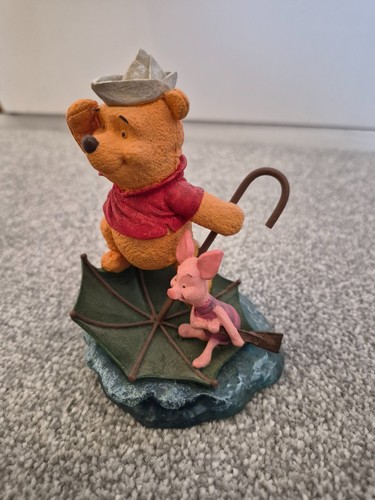 Disney store figurine - disney, "pooh
