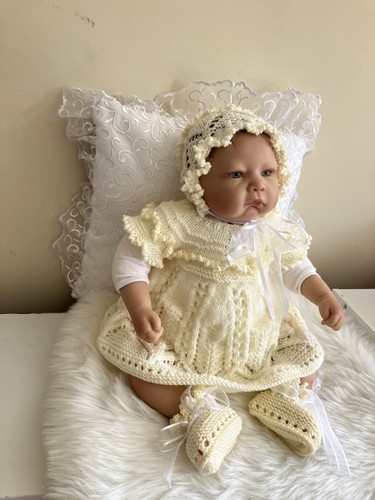 Reborn baby hand knitted - hand,