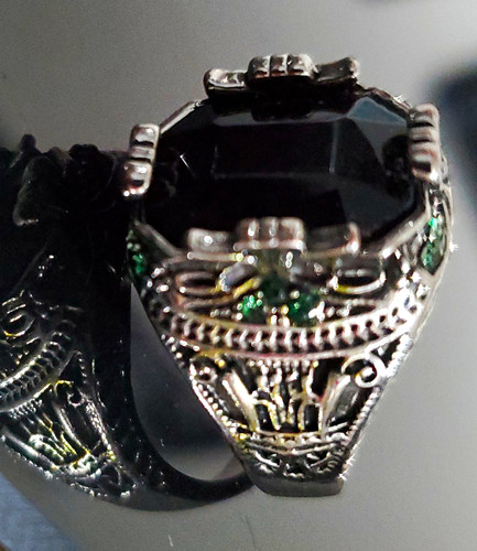 Silver tone men square black - square,