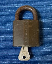 Vintage Weiser Padlock Lock With Key 37B