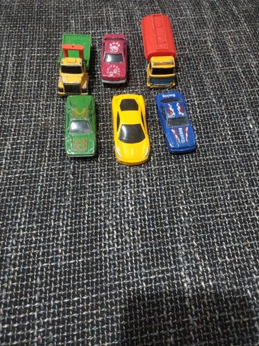 Bundle cars and - bundle, trucks