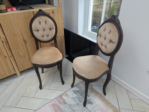 Vintage bedroom chairs - vintage,