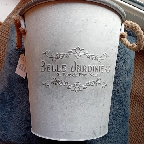 Rustic style planter pot - style,