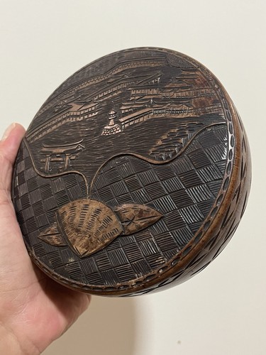 Japanese carved wooden box - wooden,