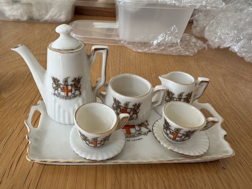 Vintage crested china tea set - vintage,