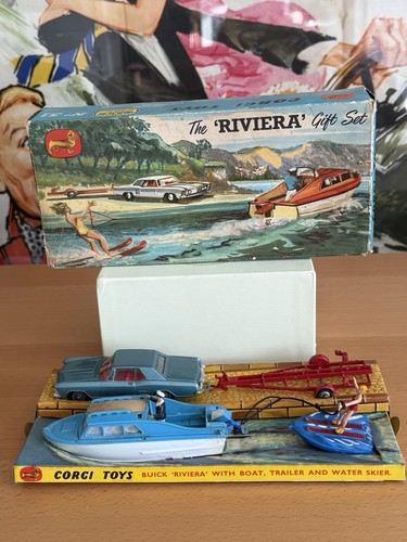 Corgi toys gift set - toys, rivera