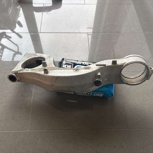 Honda vfr400 nc30 single - honda,
